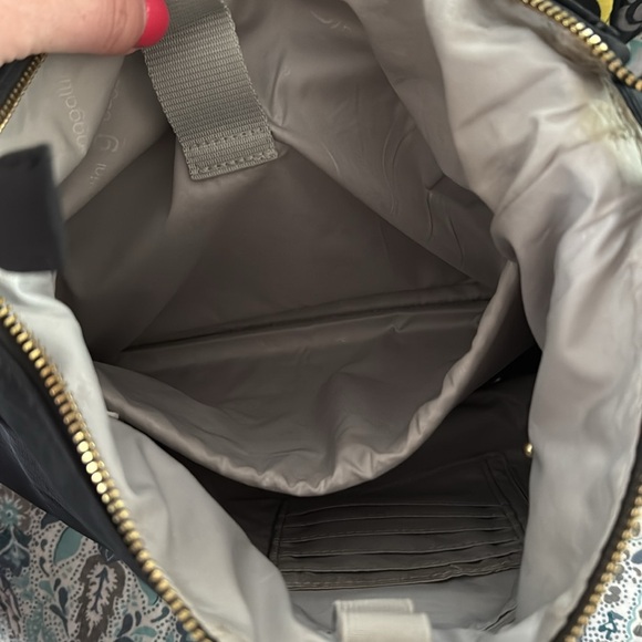 Black Shoulder Bag - Picture 7 of 10